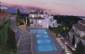 Новый пентхаус с панорамным видом в резиденции с бассейном, садом и полем для гольфа, Нуэва Андалусия, Испания за 2 195 000 €