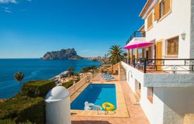 Современная вилла с бассейном и видом на море рядом с пляжем, Кальп, Испания за 4 100 € в неделю