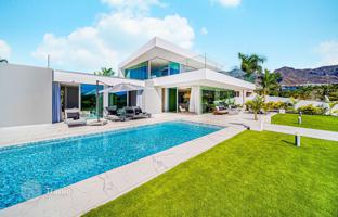 4-комнатная вилла 380 м² в Коста Адехе за 5 500 000 €