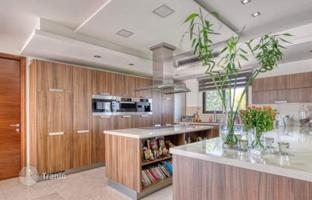 6-комнатный коттедж 649 м² в Дромолаксии за 1 800 000 €