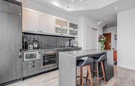 Квартира на Батерст-стрит, Торонто, Онтарио,  Канада за C$869 000