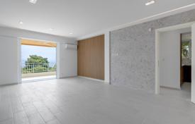 Великолепная трехкомнатная квартира с видом на море, Варкиза, Аттика, Греция за 360 000 €