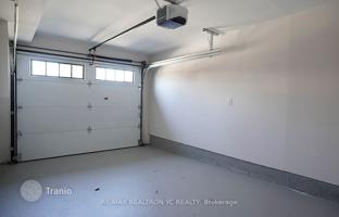 8-комнатный дом в Этобико за C$2 459 000