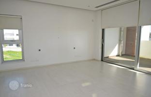 4-комнатный коттедж 345 м² в Енгоми за 1 150 000 €