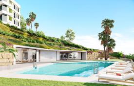Четырехкомнатные апартаменты на первой линии поля для гольфа с видом на море в охраняемой резиденции с бассейном, Михас, Испания за 404 000 €