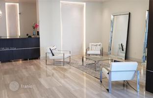 1-комнатная квартира в кондо 70 м² на Запад-авеню за $399 000