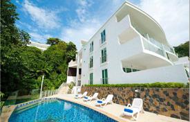 Современная квартира с балконом и видом на море в комфортабельной резиденции с бассейном, недалеко от пляжа, Ката, Таиланд за $175 000