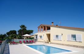 Солнечная вилла с бассейном, террасами и живописными видами, Льорет‑де-Мар, Испания за 454 000 €