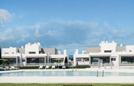 Четырехкомнатные апартаменты с видом на море в резиденции с четырьмя бассейнами, Эстепона, Испания за 441 000 €