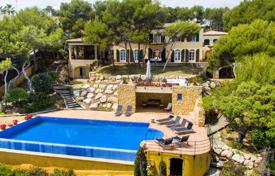 Роскошная вилла с частным садом, бассейном, гаражом, террасой и видом на залив, Таррагона, Испания за 9 600 € в неделю