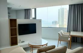 Новая просторная меблированная квартира с одной спальней, балконом и видом на море в жилом комплексе, недалеко от пляжа, Нячанг, Вьетнам за $115 000