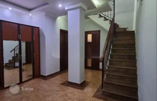 9-комнатный дом 355 м² в городе Тбилиси за $240 000
