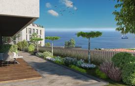 Двухуровневые апартаменты в современной резиденции с бассейнами, рядом с морем и центром города, Стамбул, Турция за $200 000