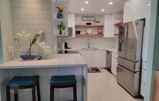 2-комнатная квартира в кондо 119 м² в Халландейл Бич за $450 000