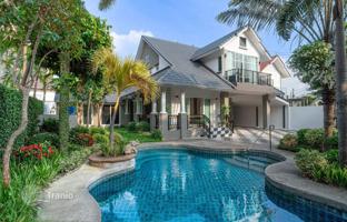 5-комнатная вилла 315 м² в Паттайе за $385 000