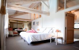 3-комнатный коттедж в Оде, Франция за 5 200 € в неделю