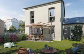 Новый жилой комплекс в Эраньи, Валь-д’Уаз, Иль‑де-Франс, Франция за От $269 000