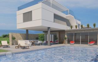 4-комнатный коттедж 300 м² в Помосе за 900 000 €