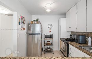 1-комнатная квартира в кондо 70 м² на Запад-авеню за $365 000
