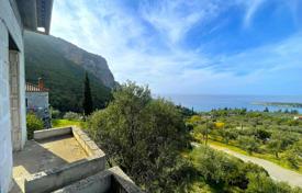 Трёхуровневая незаконченная вилла с видом на море в Кардамили, Пелопоннес, Греция за 360 000 €