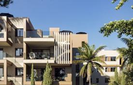 Трехкомнатная квартира в элитной резиденции с бассейном и зонами отдыха, в центре Ливадии, Кипр за 265 000 €