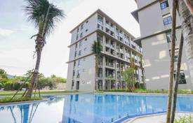 Апартаменты с террасой в эксклюзивном жилом комплексе с бассейном, конференц-залом и фитнес-центром, 900 м от пляжа, Пхукет, Таиланд за $330 000