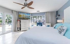 Дом в городе в Севере Майами, США за $3 195 000