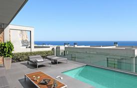 Современная вилла с бассейном, гаражами и террасой, Кальпе, Испания за 1 110 000 €