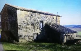 Каменный дом Продажа истрийского каменного дома с участком, Церовле! за 140 000 €