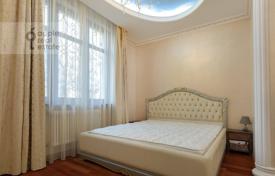 4-комнатная квартира 140 м² в Москве, Россия за $730 в неделю