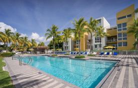 Комфортабельная квартира с видом на океан в резиденции на первой линии от пляжа, Майами-Бич, Флорида, США за 1 559 000 €