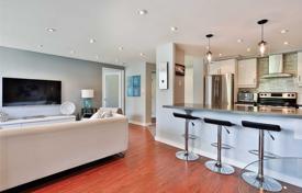 Квартира в Лейк Шор Бульвар Запад, Этобико, Торонто,  Онтарио,   Канада за C$895 000