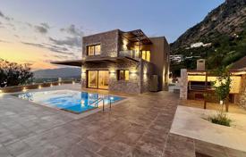 Новая трёхэтажная вилла с бассейном, садом и панорамным видом на море в Каламате, Пелопоннес, Греция за 2 150 000 €