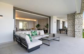 Апартамент на нижнем этаже на продажу в Real de La Quinta, Бенахавис за 1 290 000 €
