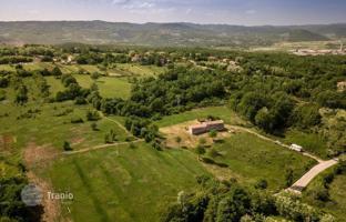 Земельный участок 43 000 м² в Истрийской жупании за 350 000 €
