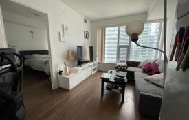 Квартира на Йорк-стрит, Олд Торонто, Торонто,  Онтарио,   Канада за C$850 000