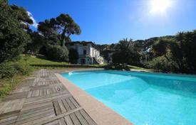 Просторная вилла с большим садом и бассейном, Керчианелла, Италия за 5 300 € в неделю