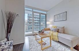 Квартира на Рохэмптон-авеню, Олд Торонто, Торонто,  Онтарио,   Канада за C$1 138 000