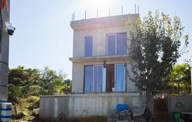 Продается современный видовой дом в уютном пригороде Батуми за $228 000