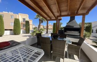 3-комнатный коттедж 245 м² в Паралимни за 420 000 €