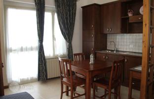 7-комнатная вилла 380 м² в Кастильоне-делла-Пеская за 480 000 €