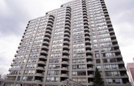 Квартира в Янг-стрит, Торонто, Онтарио,  Канада за C$1 074 000