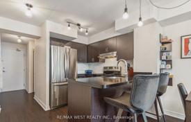 Квартира на Уэллсли-стрит Восток, Олд Торонто, Торонто,  Онтарио,   Канада за C$790 000