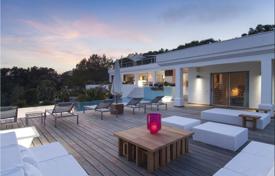 Уединенная меблированная вилла с собственным садом, бассейном и открытой террасой, Ибица, Испания за 19 400 € в неделю