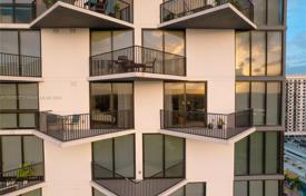 3-комнатные апартаменты в кондо 124 м² в Дорале, США за $800 000