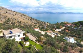 Двухэтажная вилла с садом недалеко от моря на Пелопоннесе, Греция за 350 000 €