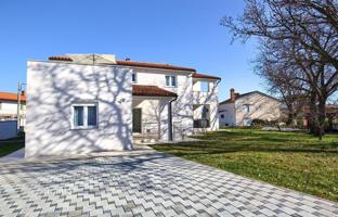 7-комнатный дом 290 м² в Лижньяне за 876 000 €