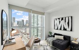 Квартира на Уэллсли-стрит Восток, Олд Торонто, Торонто,  Онтарио,   Канада за C$1 186 000