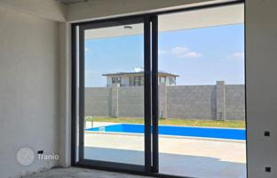 6-комнатный дом 350 м² в Лиси за $470 000