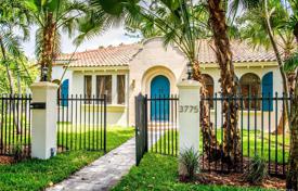 Комфортабельная вилла с задним двором, бассейном и террасой, Майами, США за $1 780 000